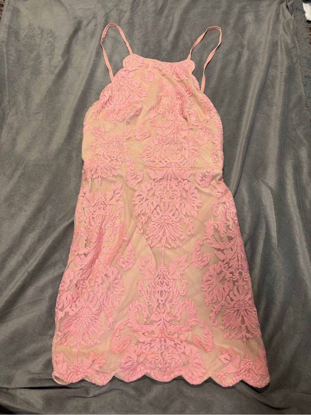 Xenia Boutique Pink Lace Mini Dress